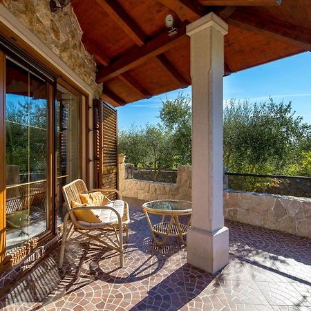 Gorgeous Home In Zgaljici With Sauna エクステリア 写真