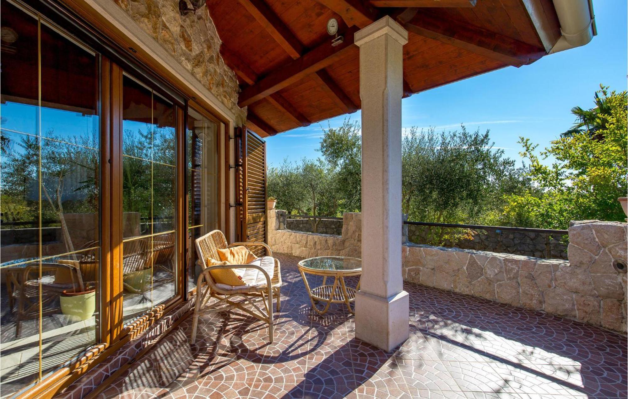 Gorgeous Home In Zgaljici With Sauna エクステリア 写真